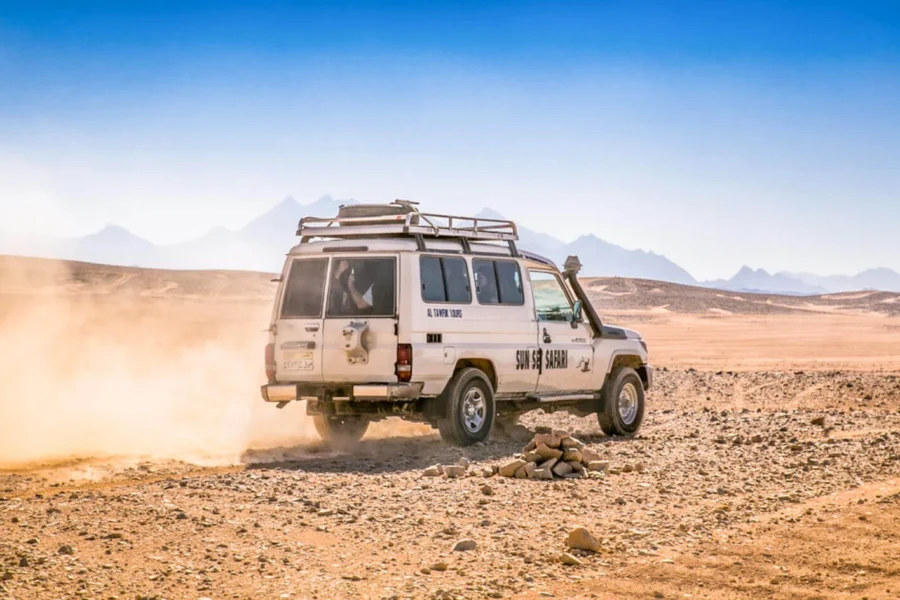 Desert Super Safari cu Jeep din Marsa Alam